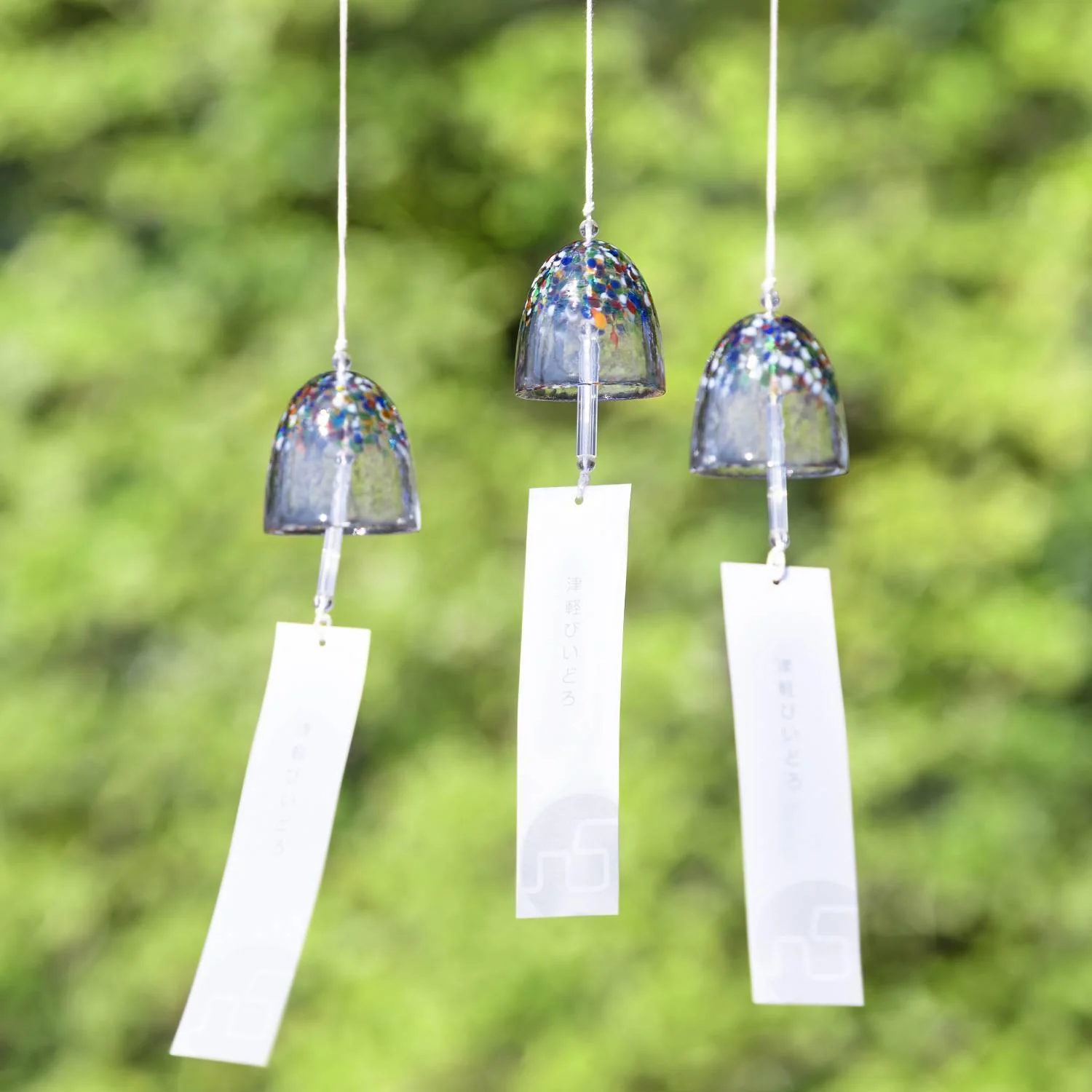 Aderia Handmade Glass Furin Wind Chime Vibrant Colorful Pattern - Image 4