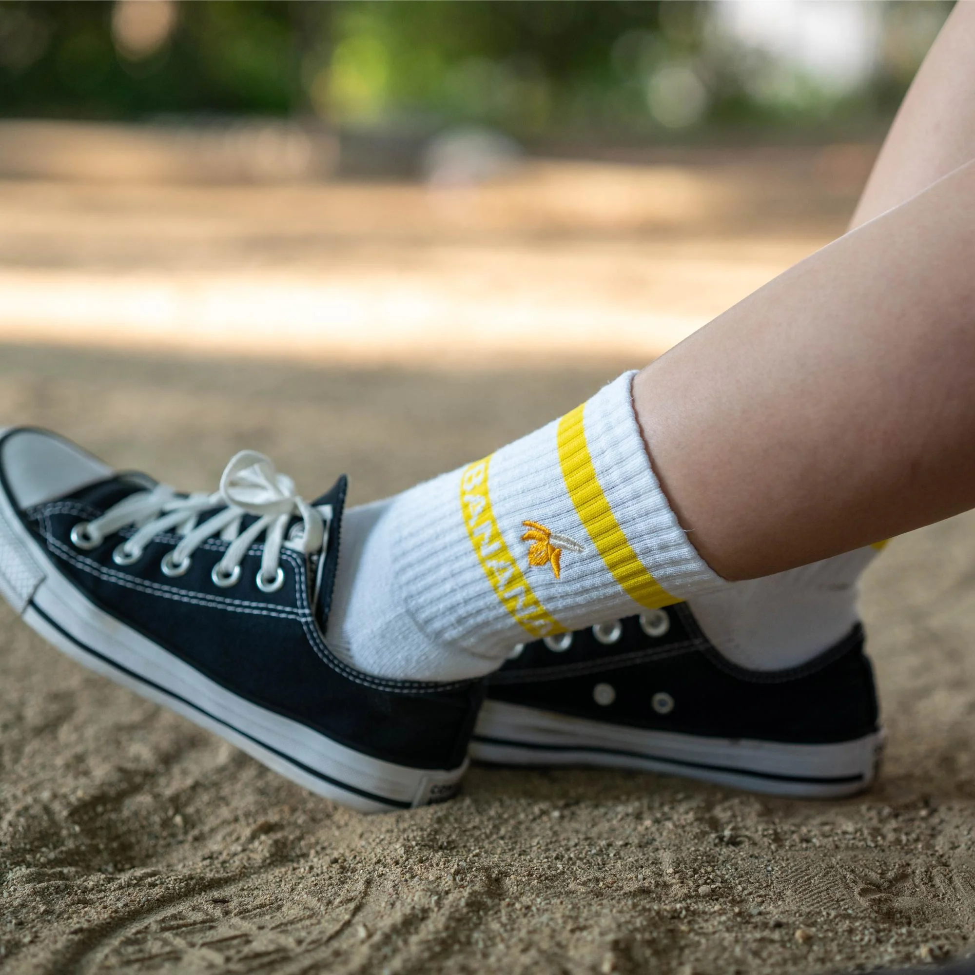 Banana Deodorizing & Sustainable White Crew Socks 25-28cm - Image 5