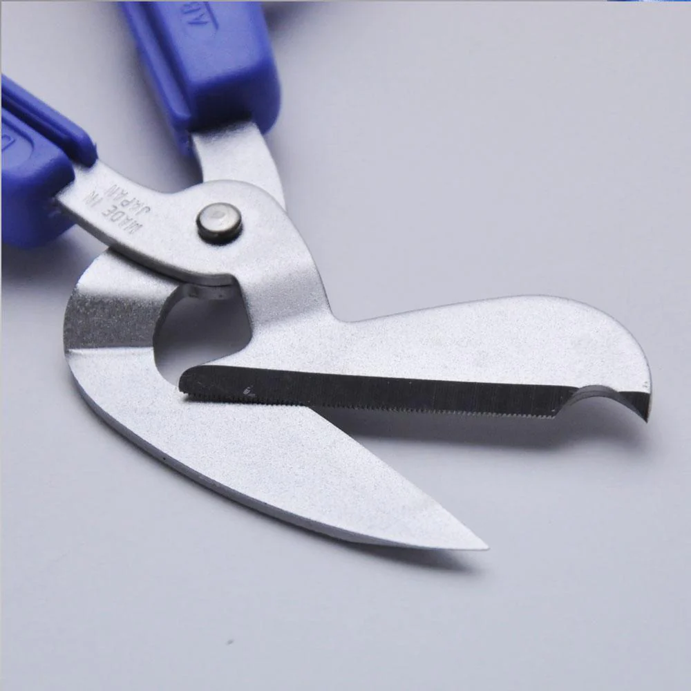 Canary Plastic Bottle Cutting Scissors For Craft & Recycling - Image 3