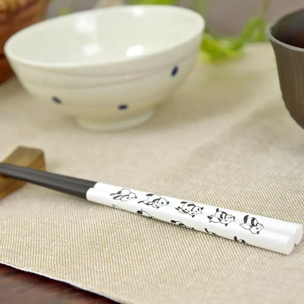 Children's Chopsticks Non-Slip Dishwasher Safe Panda Design 18cm - Image 3