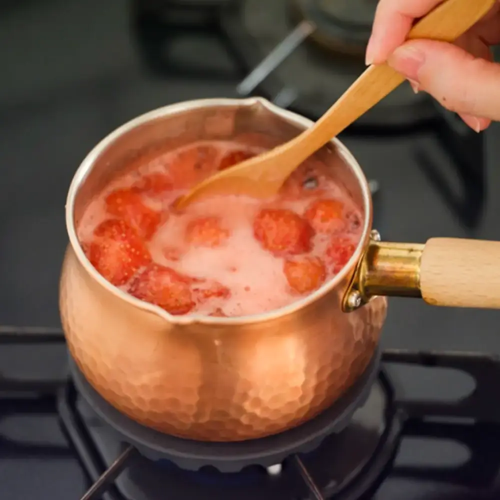 Chitose Wooden-Handled Hammered Copper Milk Pan With Pouring Lip 12cm - Image 4