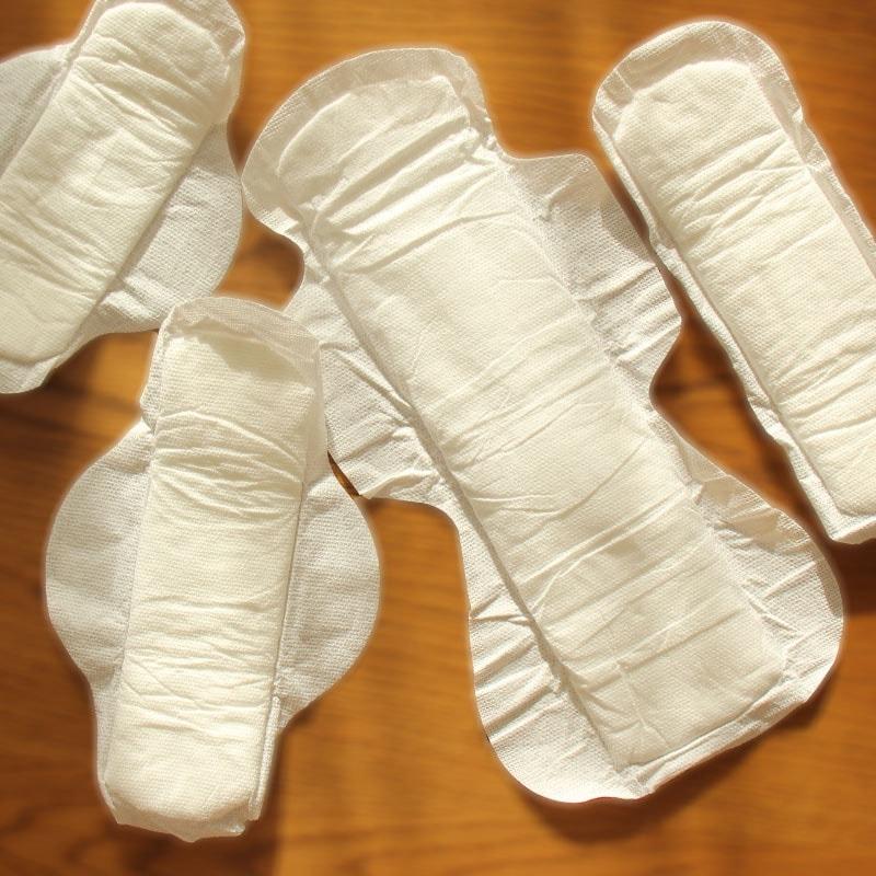 Cotton Labo Organic Cotton Sanitary Napkins with Wings 16 Pads - Image 5