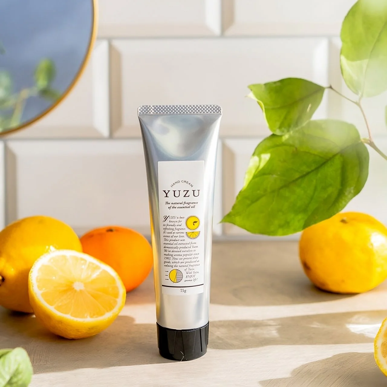 Daily Aroma Moisturizing & Aromatic Yuzu Hand Cream 75g - Image 3