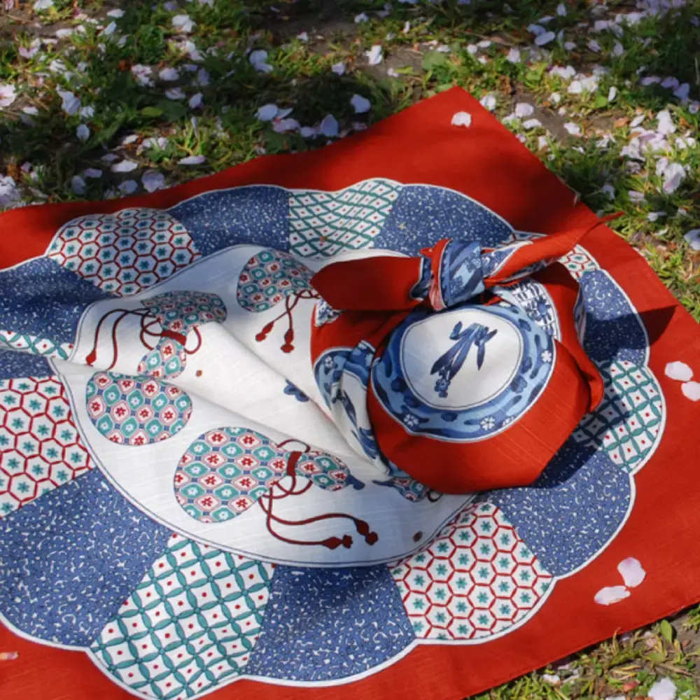 Furoshiki Imari Plate Gourd Pattern Red Cotton Wrapping Cloth 50cm - Image 4