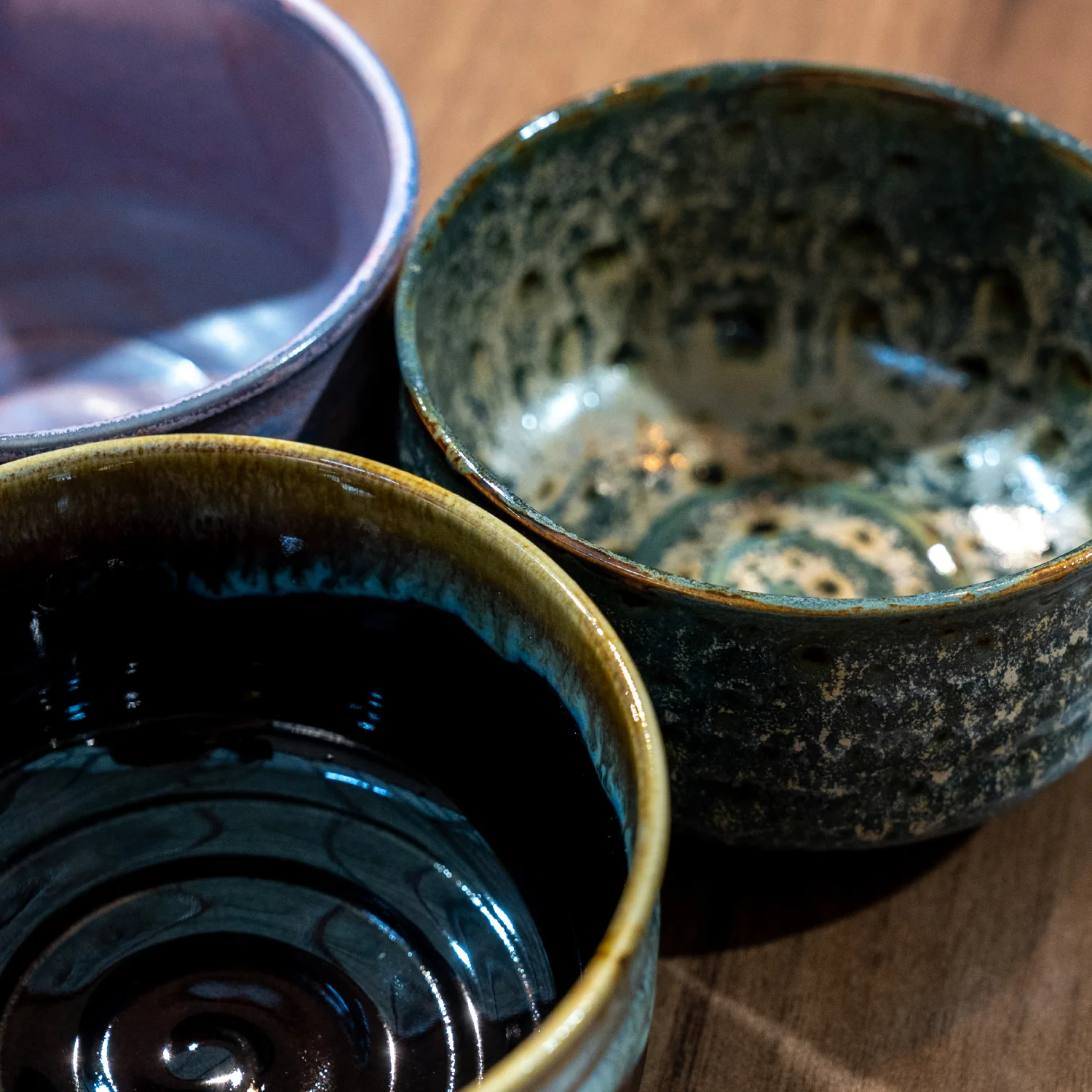 Hasami Porcelain Matchawan Rustic Matcha Tea Bowl With Wooden Box - Image 3