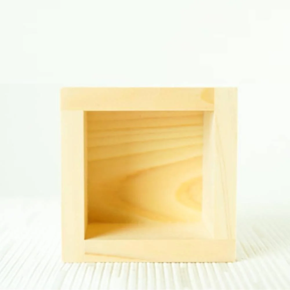 Hinoki Masu Japanese Cypress Wooden Sake Cup Daruma Design - Image 4