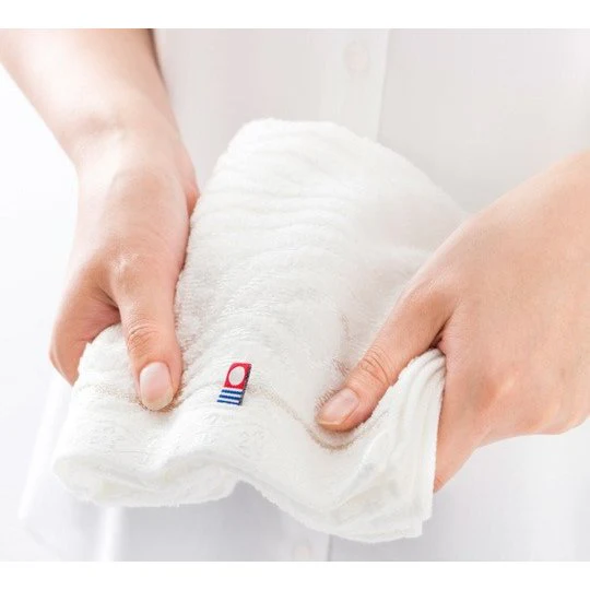 Imabari Towel White Cotton Bath Towels 60 x 110cm (Set of 2) - Image 3