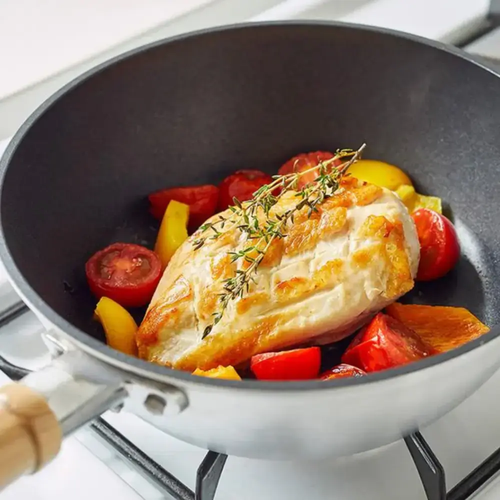 Itaru Multi-Purpose Aluminum Deep Pan With Lid Induction Safe 22cm - Image 2