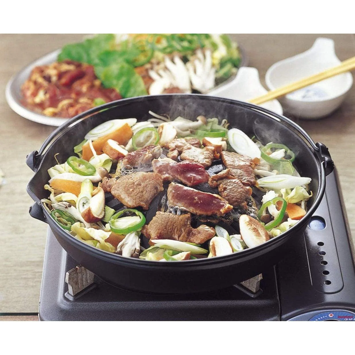 Iwachu Cast Iron Jingisukan Grill Pot with Handle 23006 - Image 2