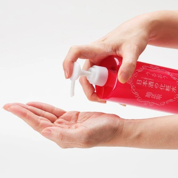 Kikumasamune Anti-aging Japanese Sake Lotion 500ml - Image 3