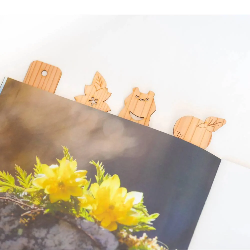 Kito Sustainable Sugi Cedar Wood Bookmark Cedar Tree Design 10cm - Image 2