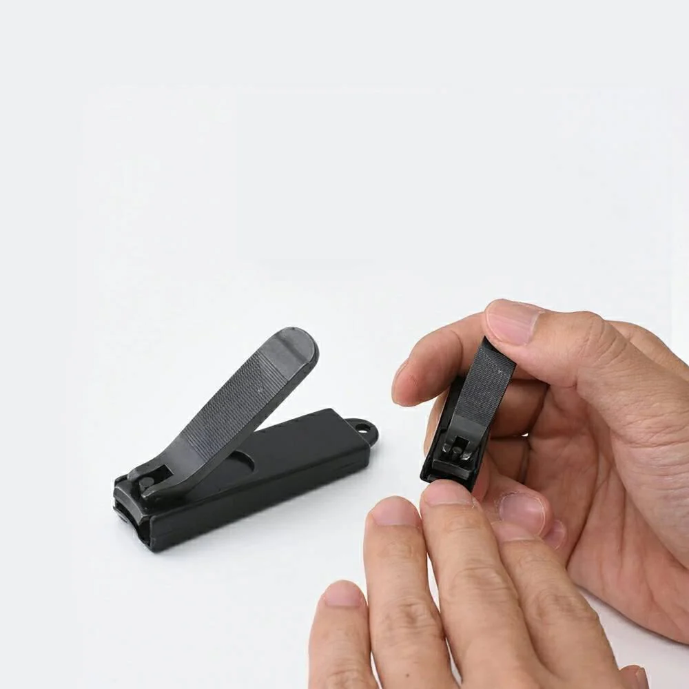 Kiya Nail Clipper Black Steel Precision Nail Cutter Small - Image 3