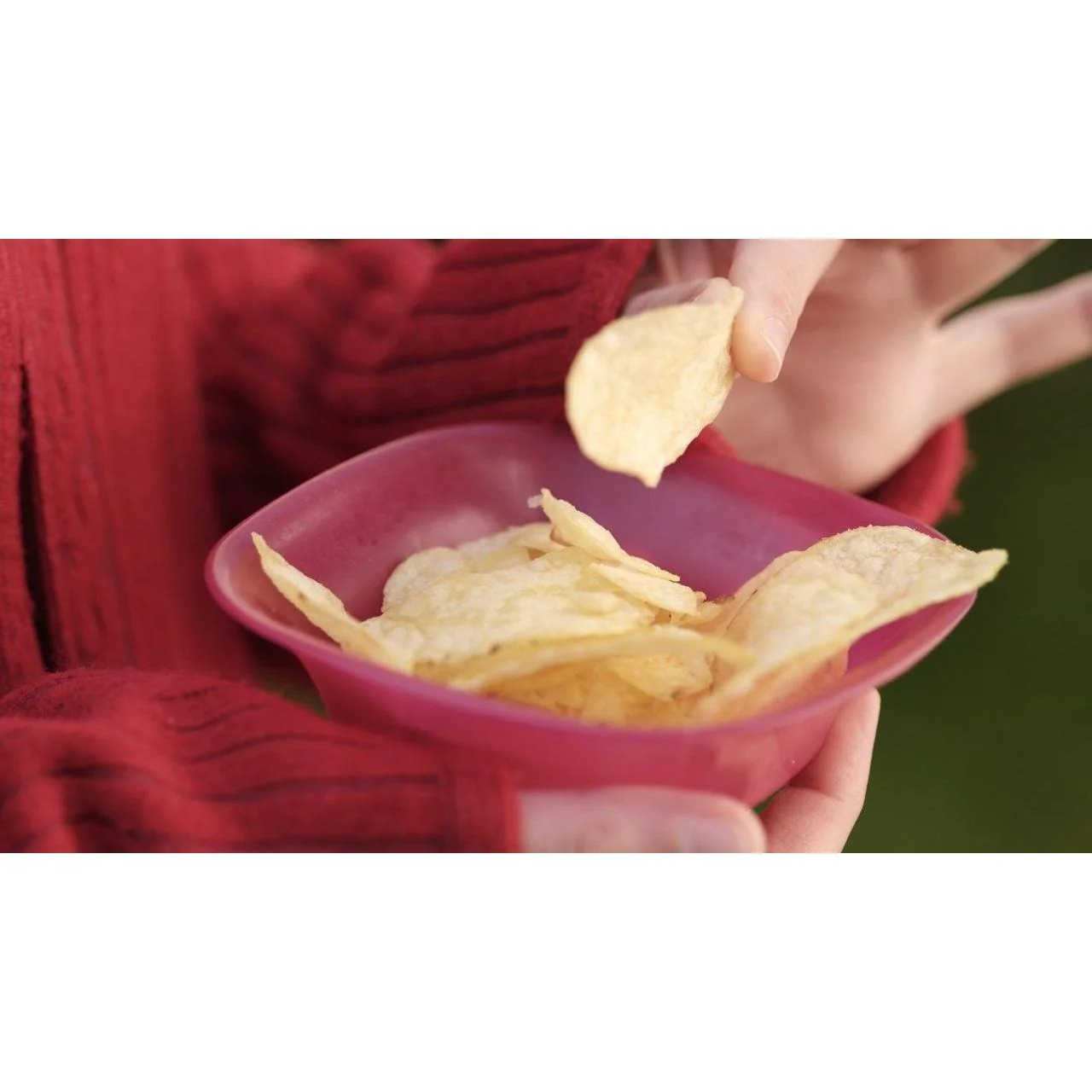 Koikeya Suppamucho Umeboshi Pickled Plum Potato Chips 55g (Pack of 3) - Image 2