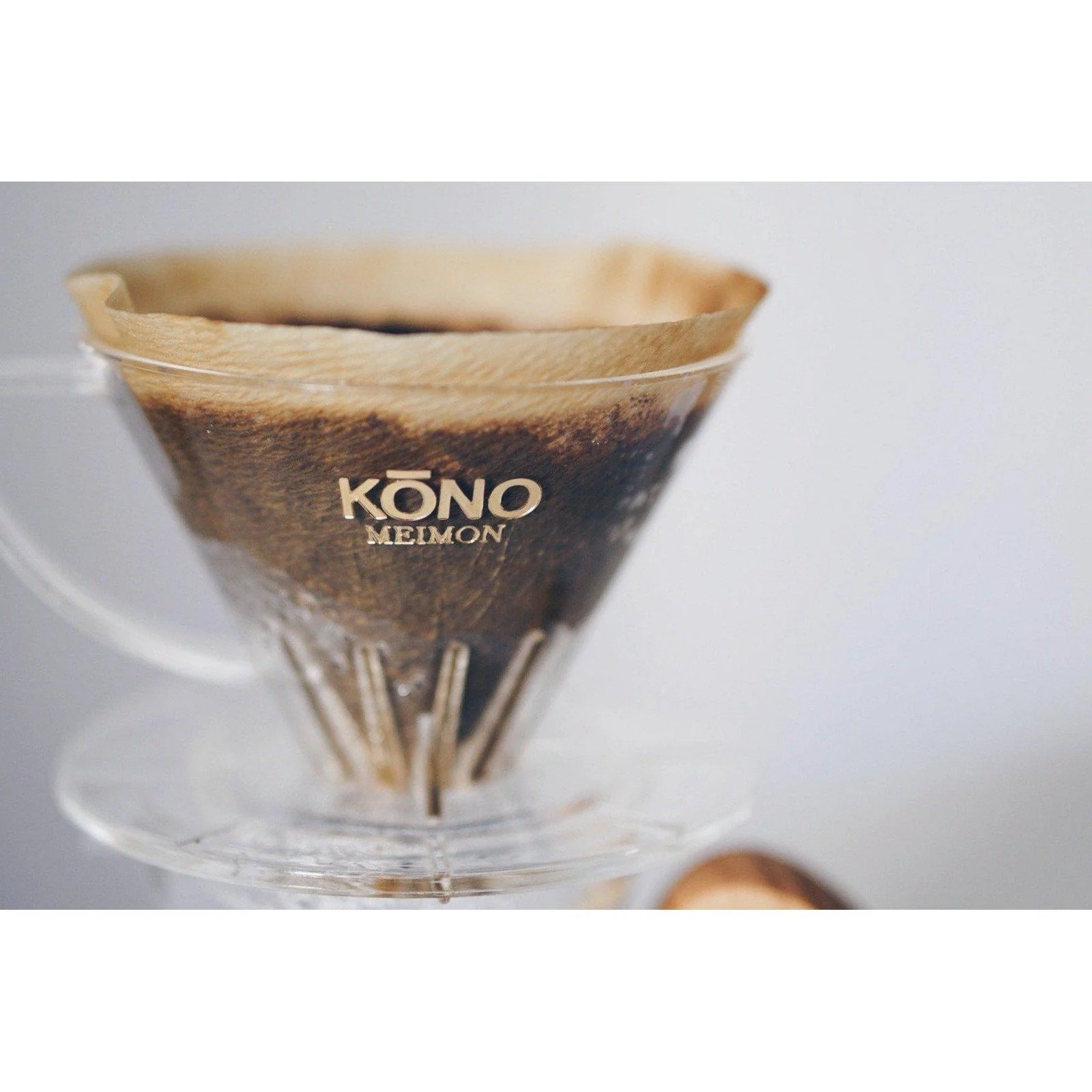 Kono Meimon Coffee Dripper for 2 Cups Pour-Over Brewer MDN-21 - Image 2