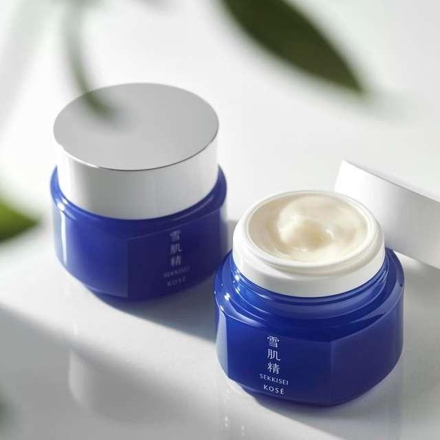 Sekkisei Moisturizer Brightening Face Cream 40g - Image 4