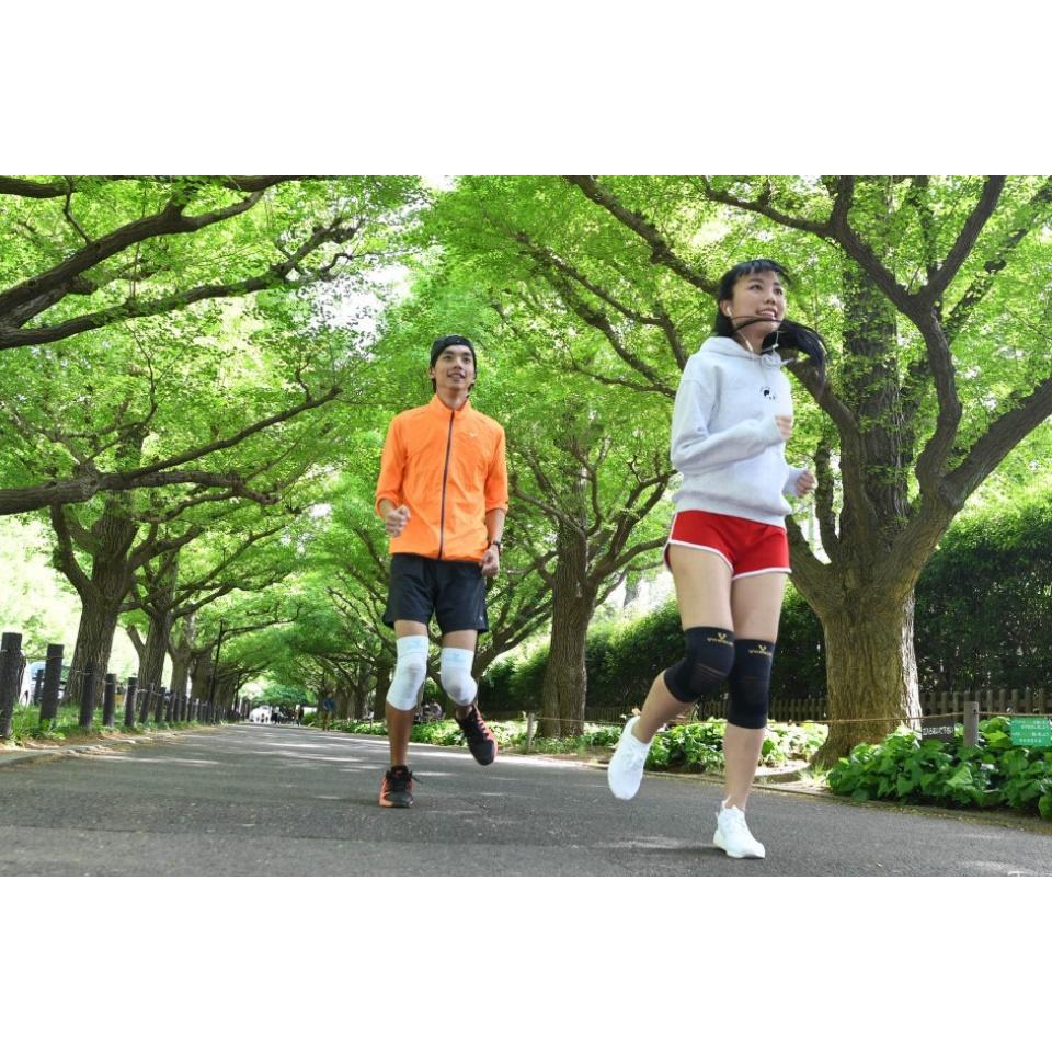 Kowa Vantelin Thermal Knee Supporter Medium Size - Image 5