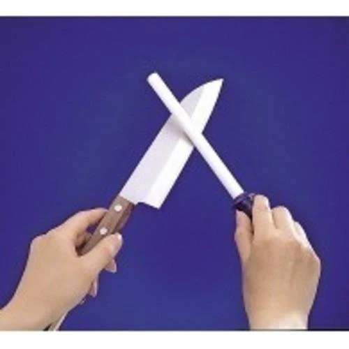 Kyocera Anti-Rust Ceramic Knife Sharpener for Metal Knives CS-10-N - Image 3