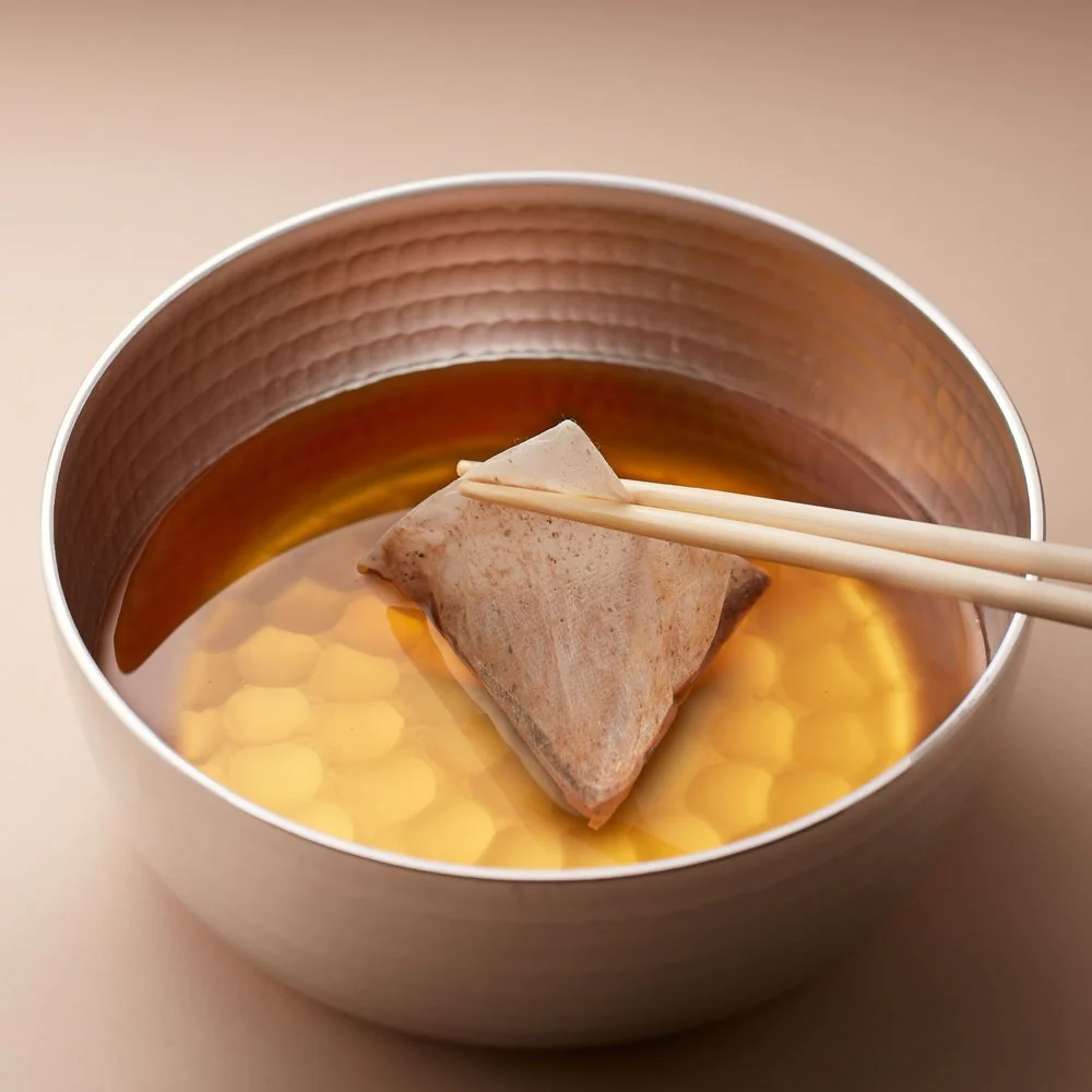 Kyuemon Ago Dashi Natural Flying Fish Stock Powder 15 Packets - Image 3