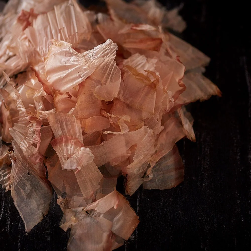 Kyuemon Katsuobushi Extra Thin Single Serve Dried Bonito Flakes 8ct. - Image 3