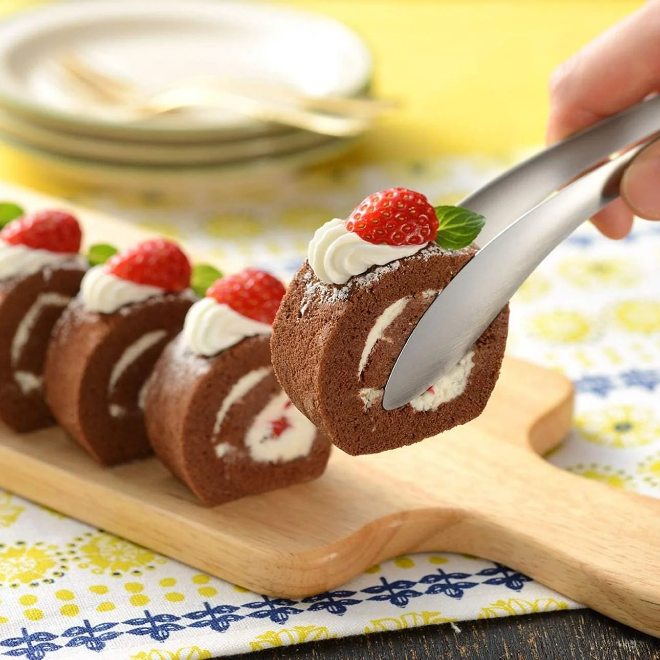 Leye Narrow Fingertip Tongs For Toppings & Garnishes - Image 7
