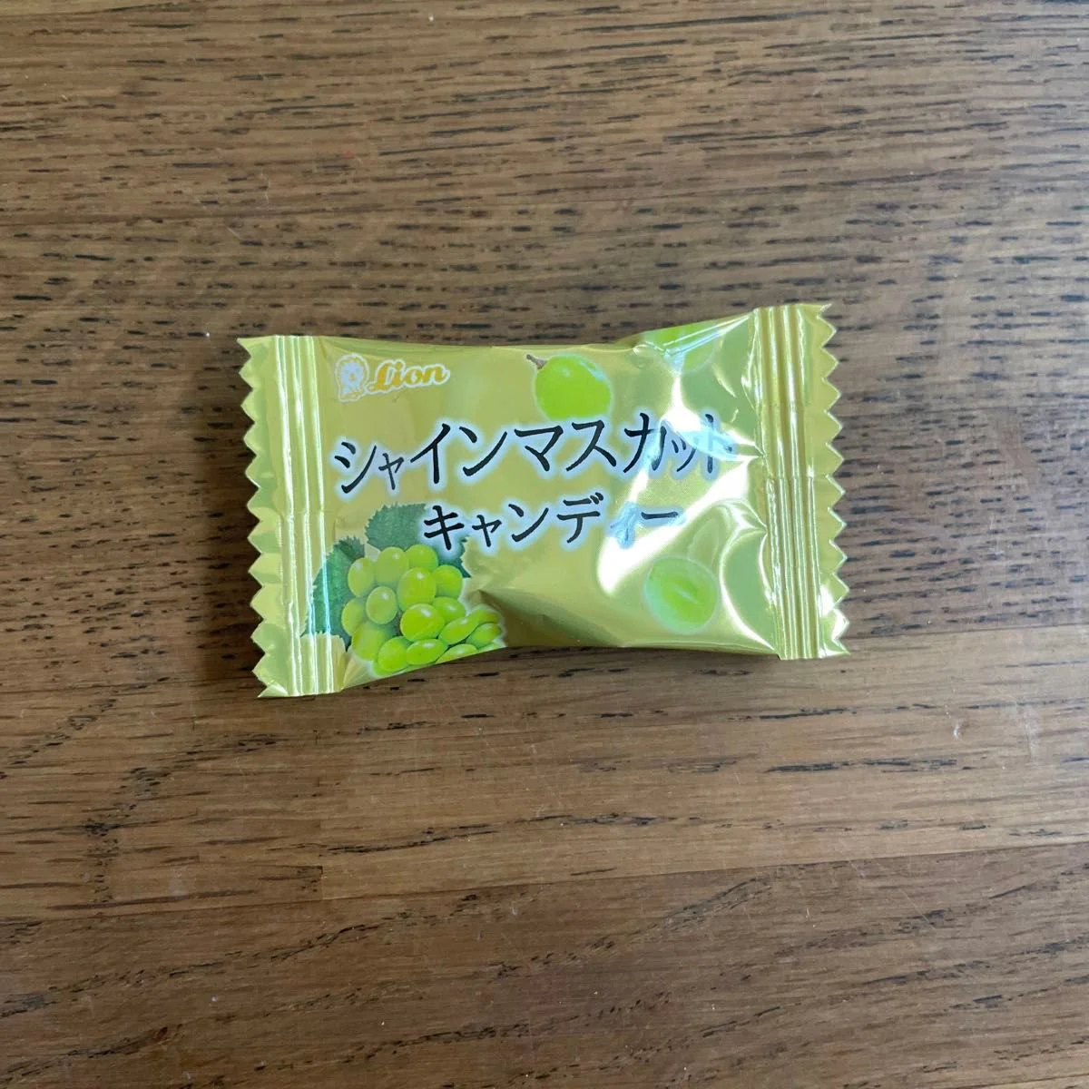 Lion Japanese Shine Muscat Grape Functional Hard Candy 71g - Image 4
