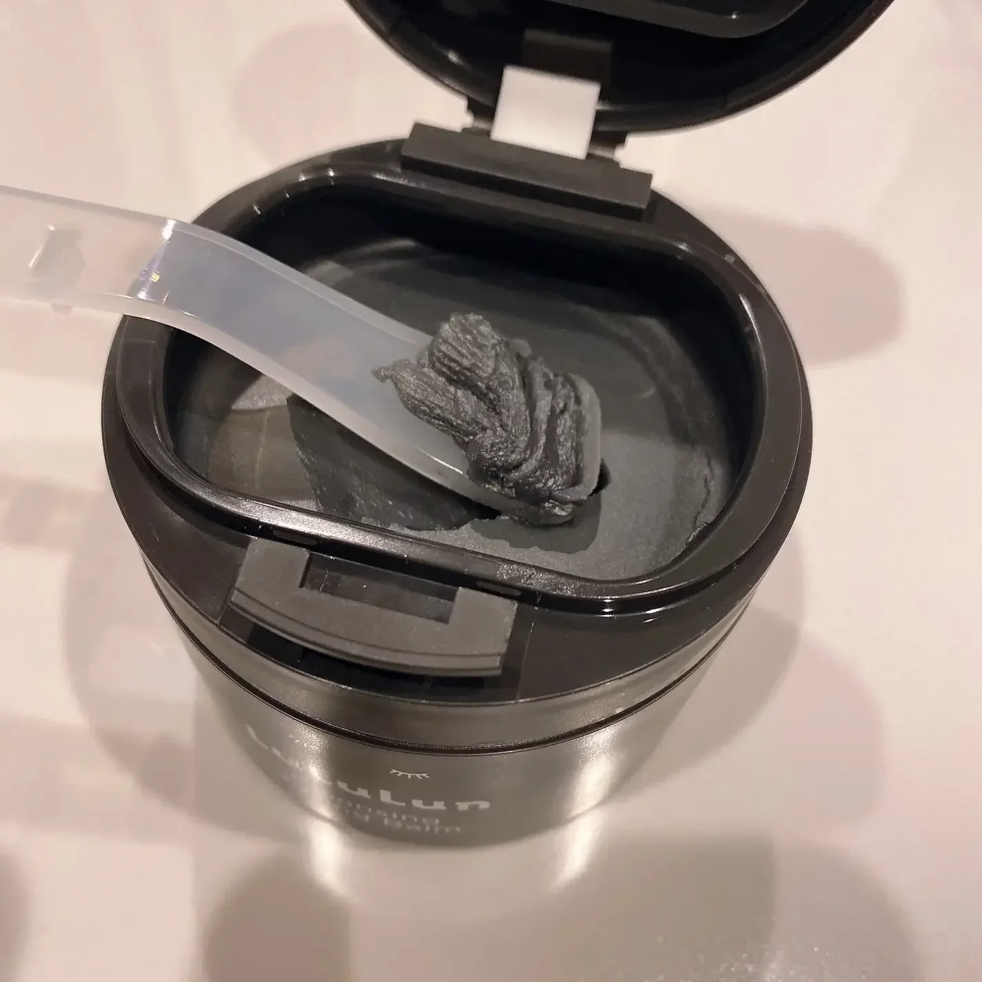 Lululun Charcoal Cleansing Balm Clear Black 90g - Image 13