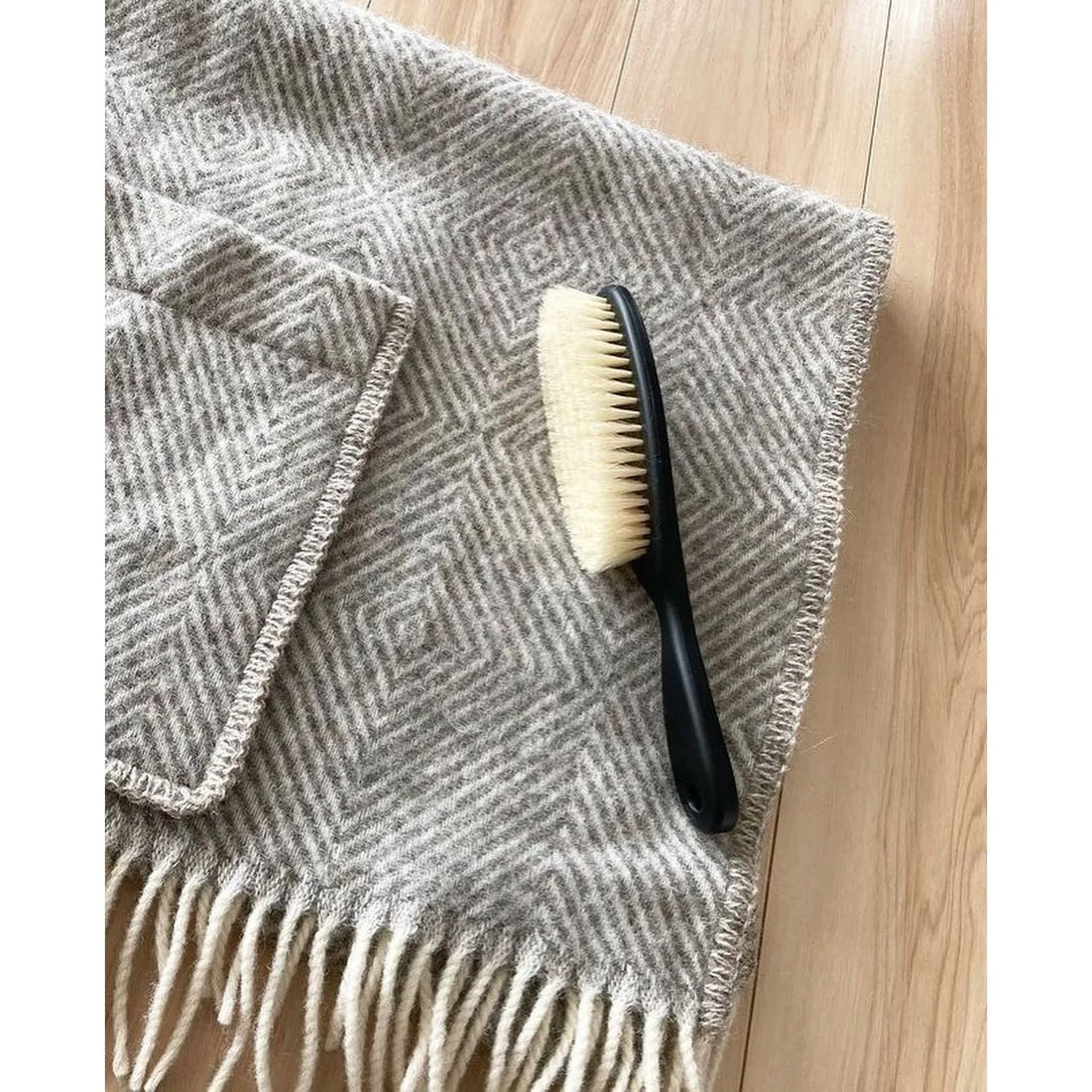 Marna Anti-static & Washable Clothes Brush S457 - Image 2