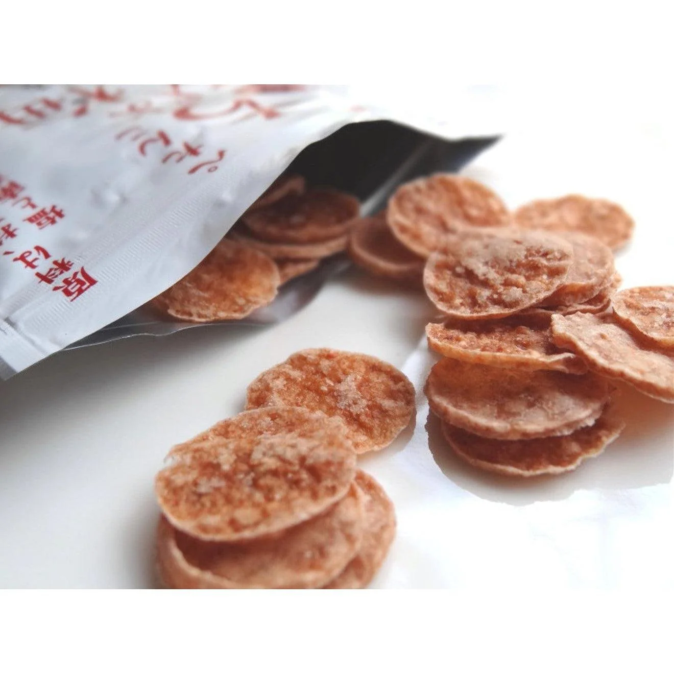 Maruyama Petanko Chobiume Additive Free Sun Dried Ume Plums 7g - Image 2