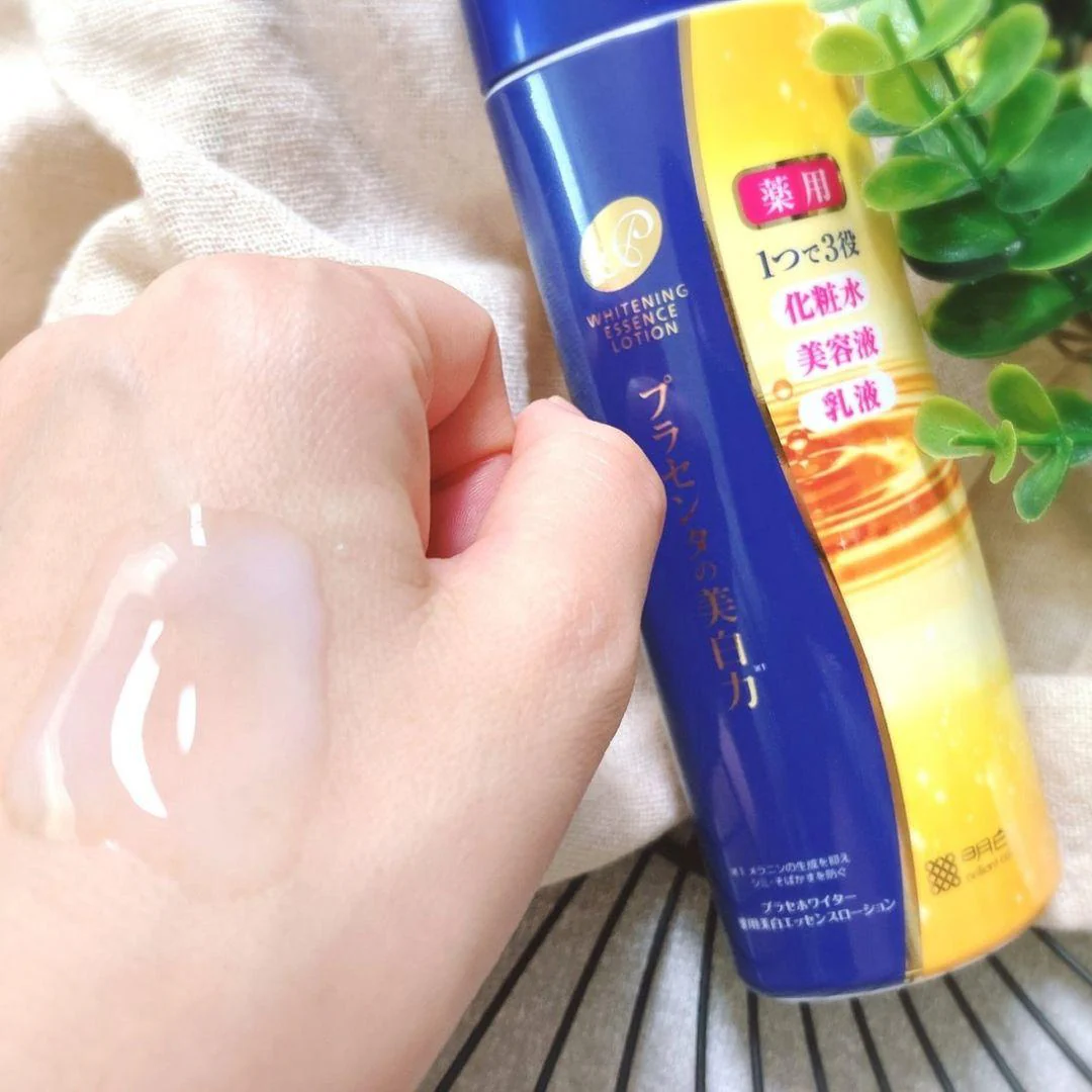 Meishoku Multi-Functional Lace Lotion For Blemishes And Dark Spots 190ml - Image 2
