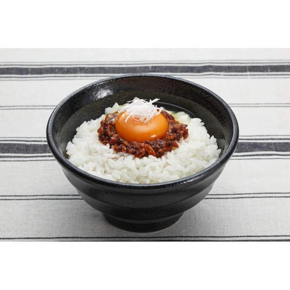 Momoya Rayu Chili Oil with Fried Garlic Umami Topping 110g - Image 5