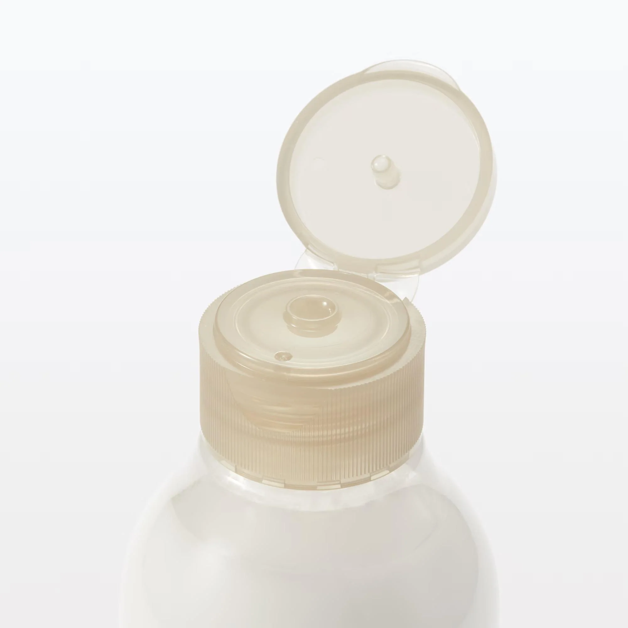 Muji Moisturizing Emulsion Milky Lotion for Sensitive Skin 200ml - Image 4