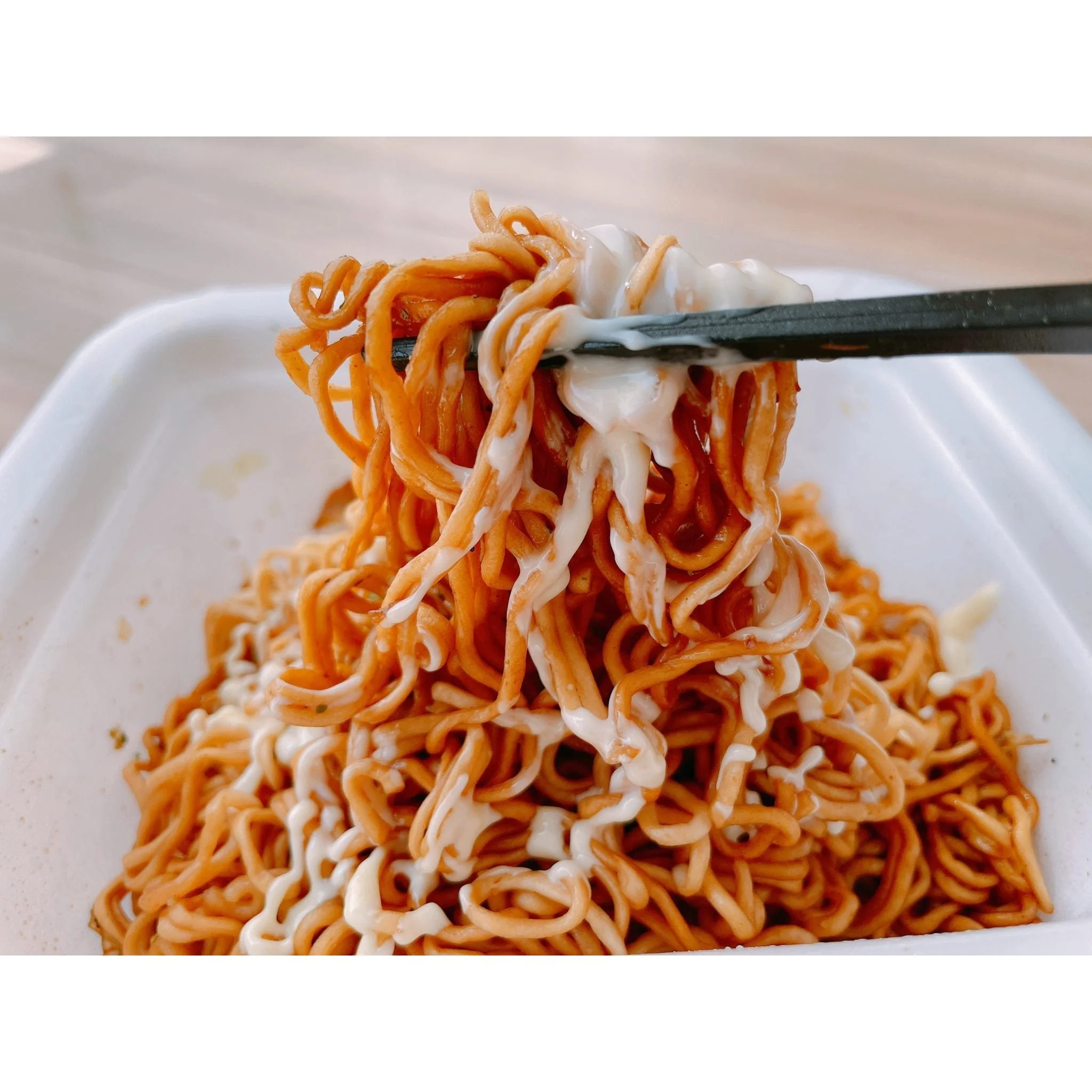 Myojo Ippeichan Yakisoba Instant Fried Noodles 135g (Pack of 3) - Image 3