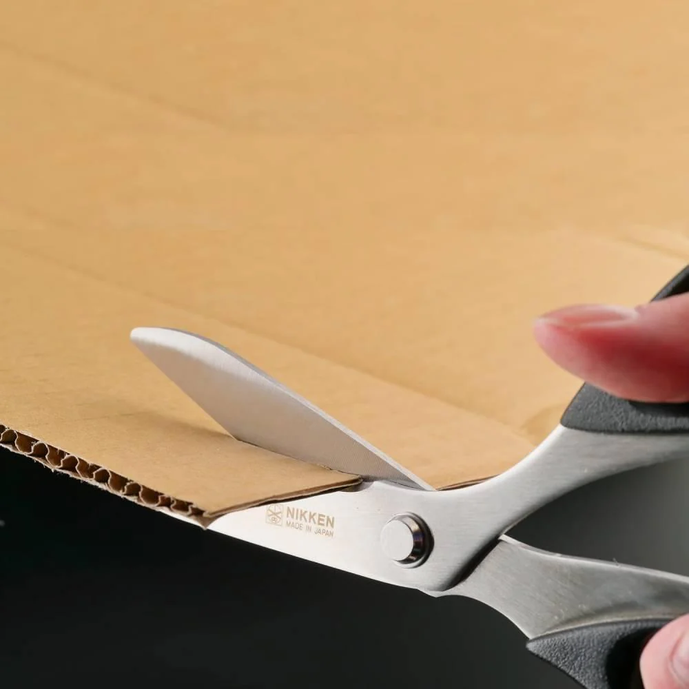 Nikken Heavy Duty Cardboard Cutting Scissors Multi Purpose Shears 200mm - Image 2