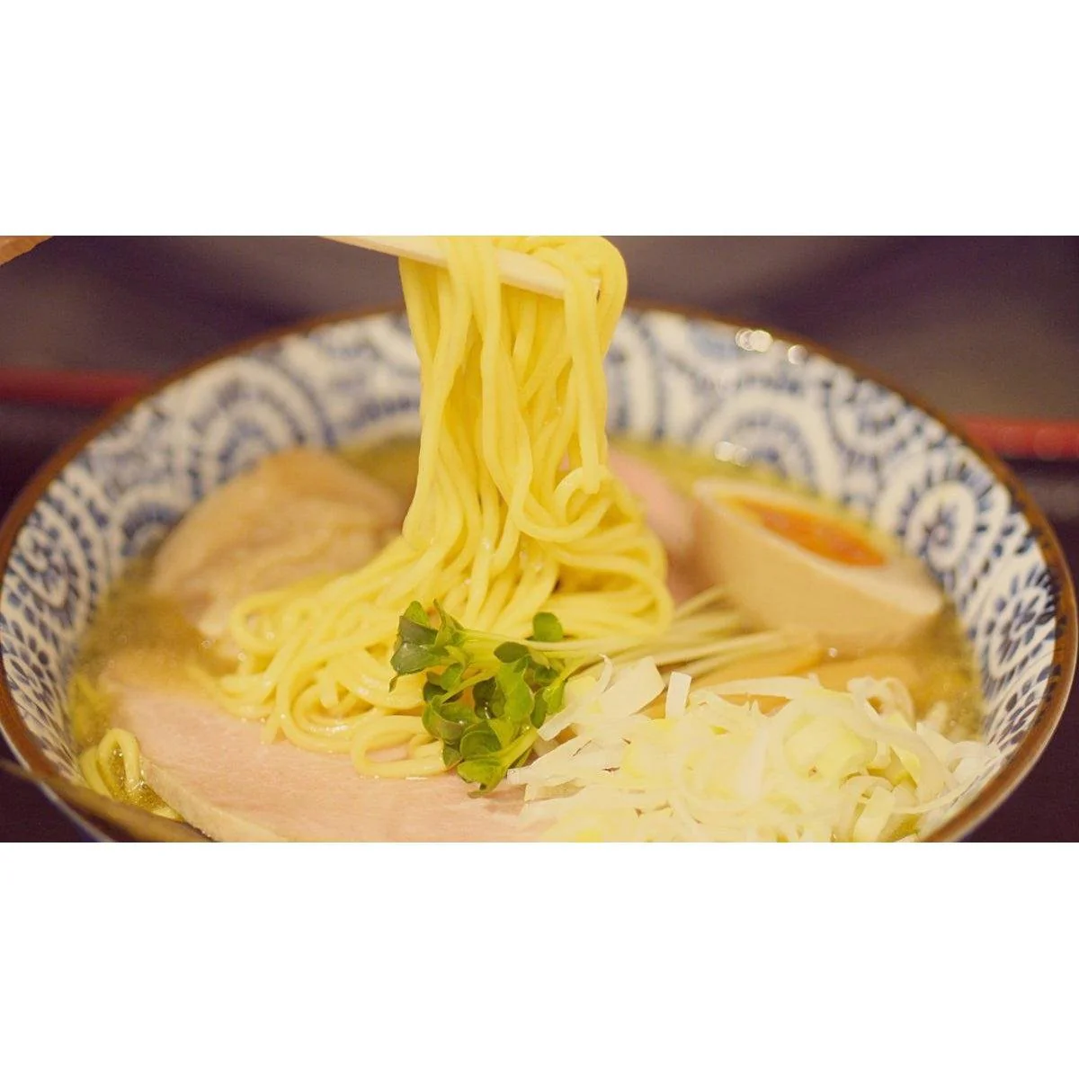 Nissin Ramen Yasan Hakodate Shio Ramen Instant Noodles 5 Servings - Image 2