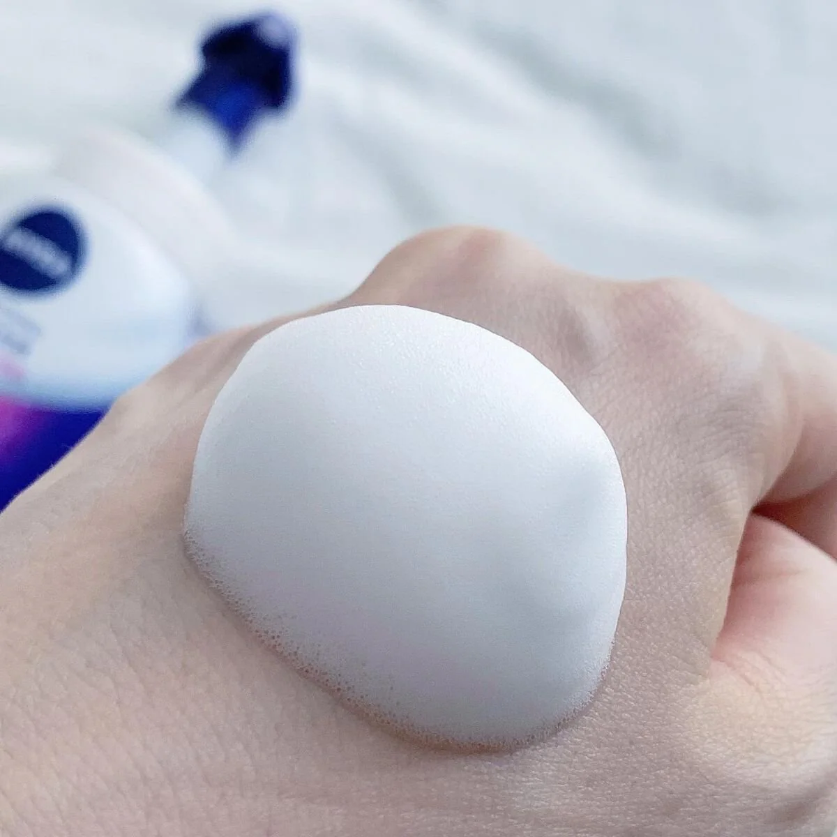 Nivea Japan Creme Care Skin Nourishing Gentle Foaming Cleanser 150ml - Image 2