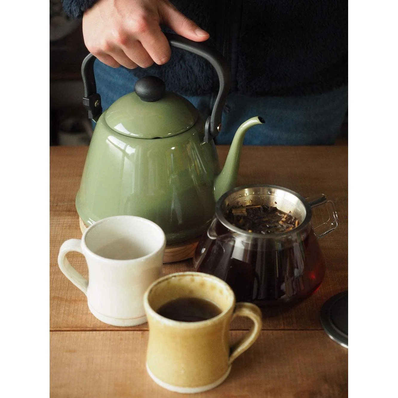 Noda Horo Drip Kettle II Japanese Enamel Gooseneck Kettle White 2L - Image 5