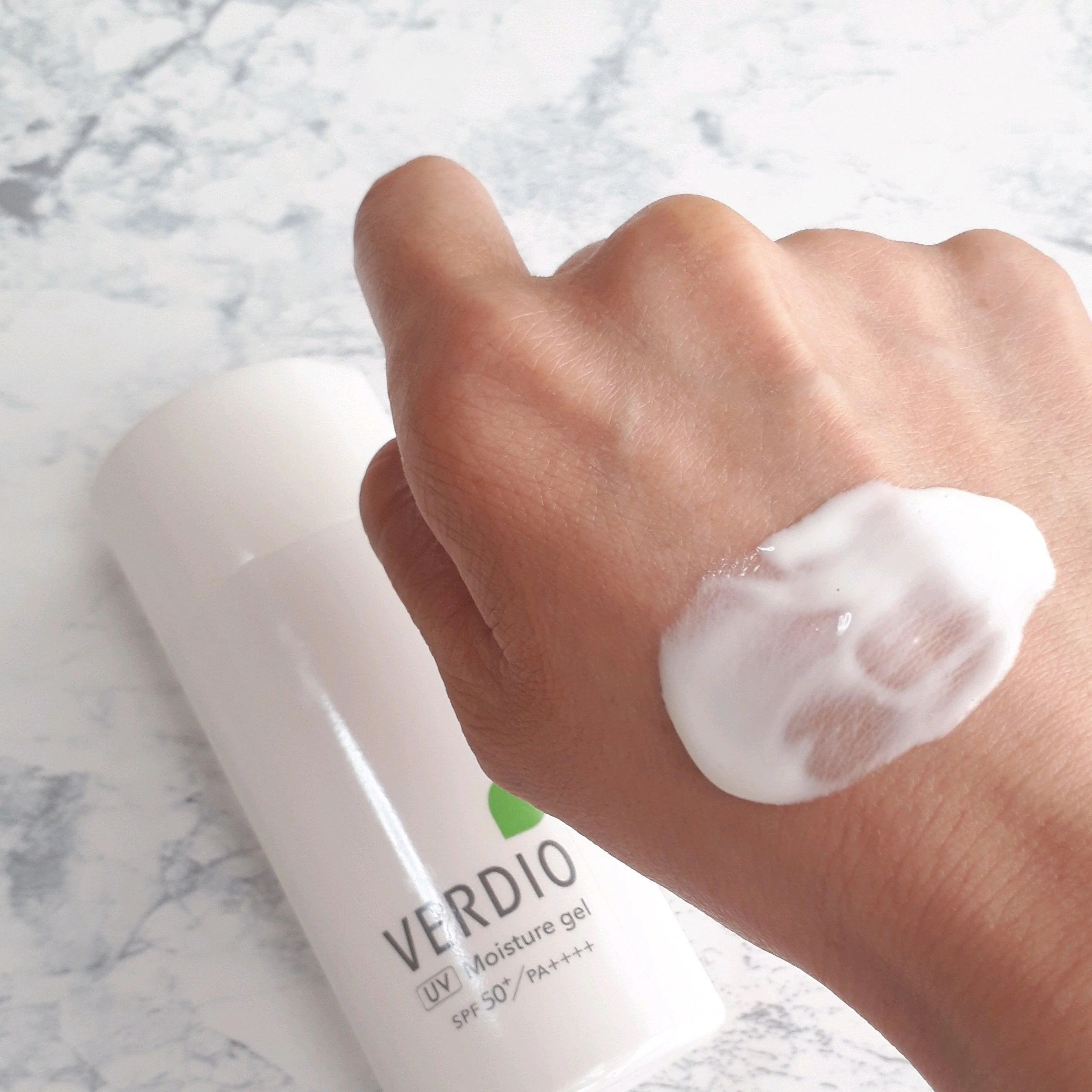 Verdio UV Moisture Gel Soothing Cica Sunscreen SPF50+ PA++++ 80g - Image 3