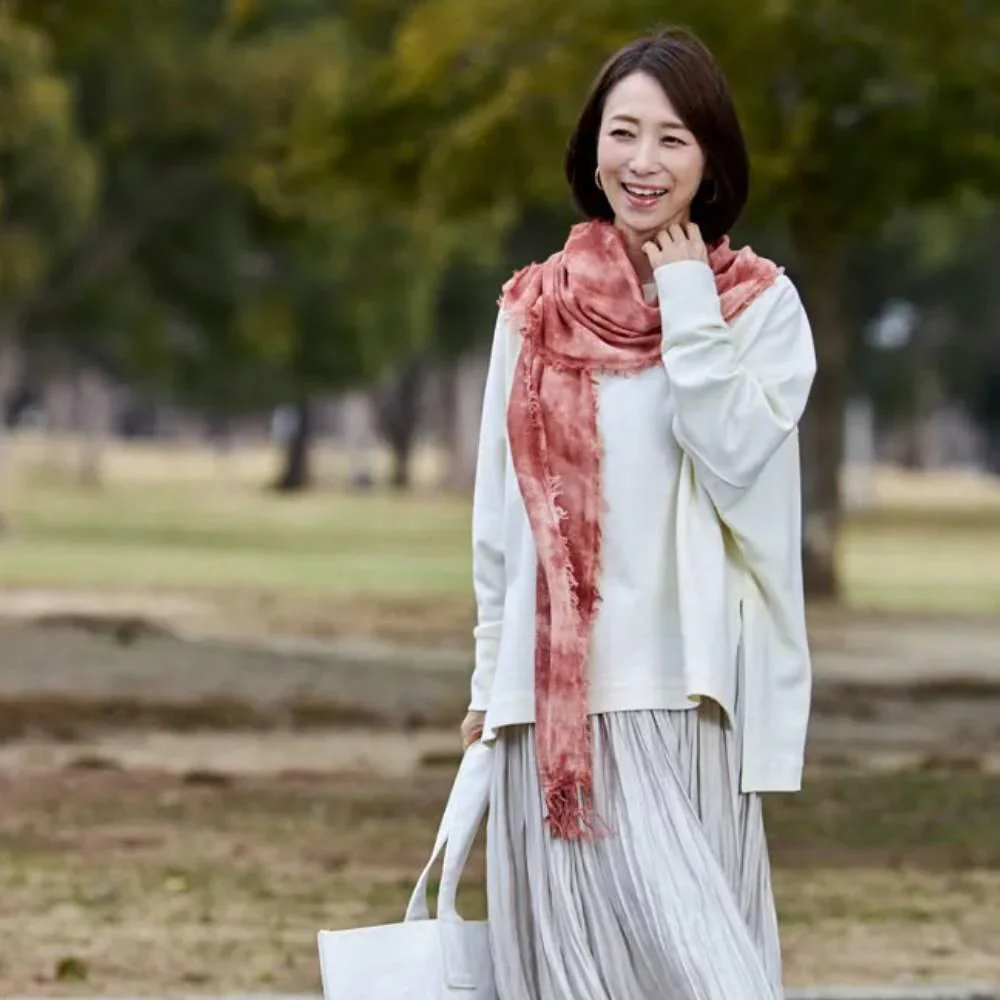Orim Fukiya Bengara Hand Dyed Cotton Scarf Sunset Red - Image 3