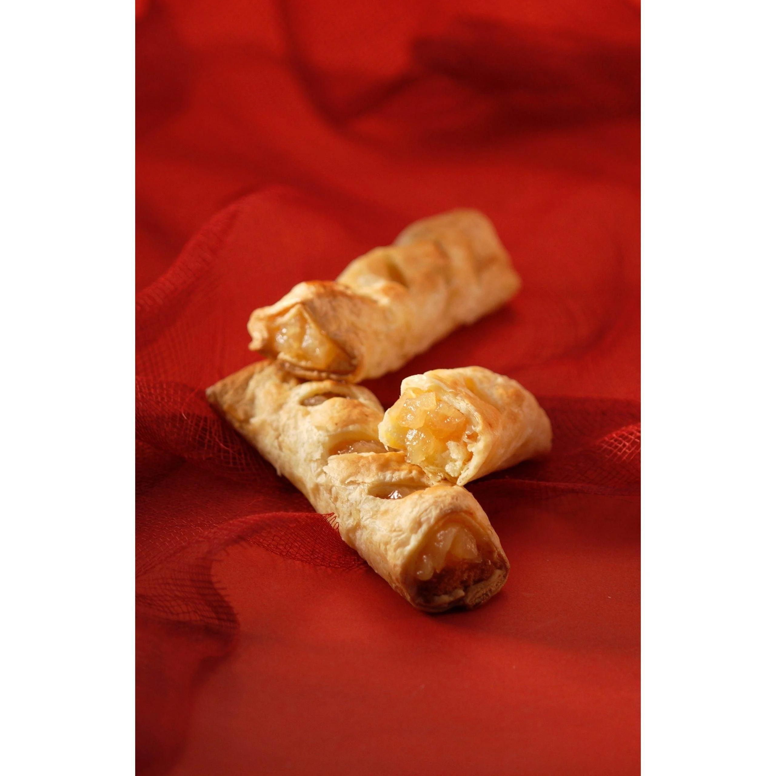 Ragueneau Patissier's Ringo Stick Aomori Apple Pie Sticks 12 Pieces - Image 3