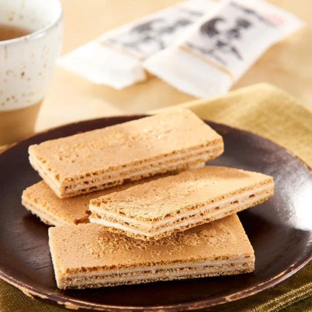 Raicho no Sato Traditional Cream-Filled Sandwich Cookies 16 Pieces - Image 5