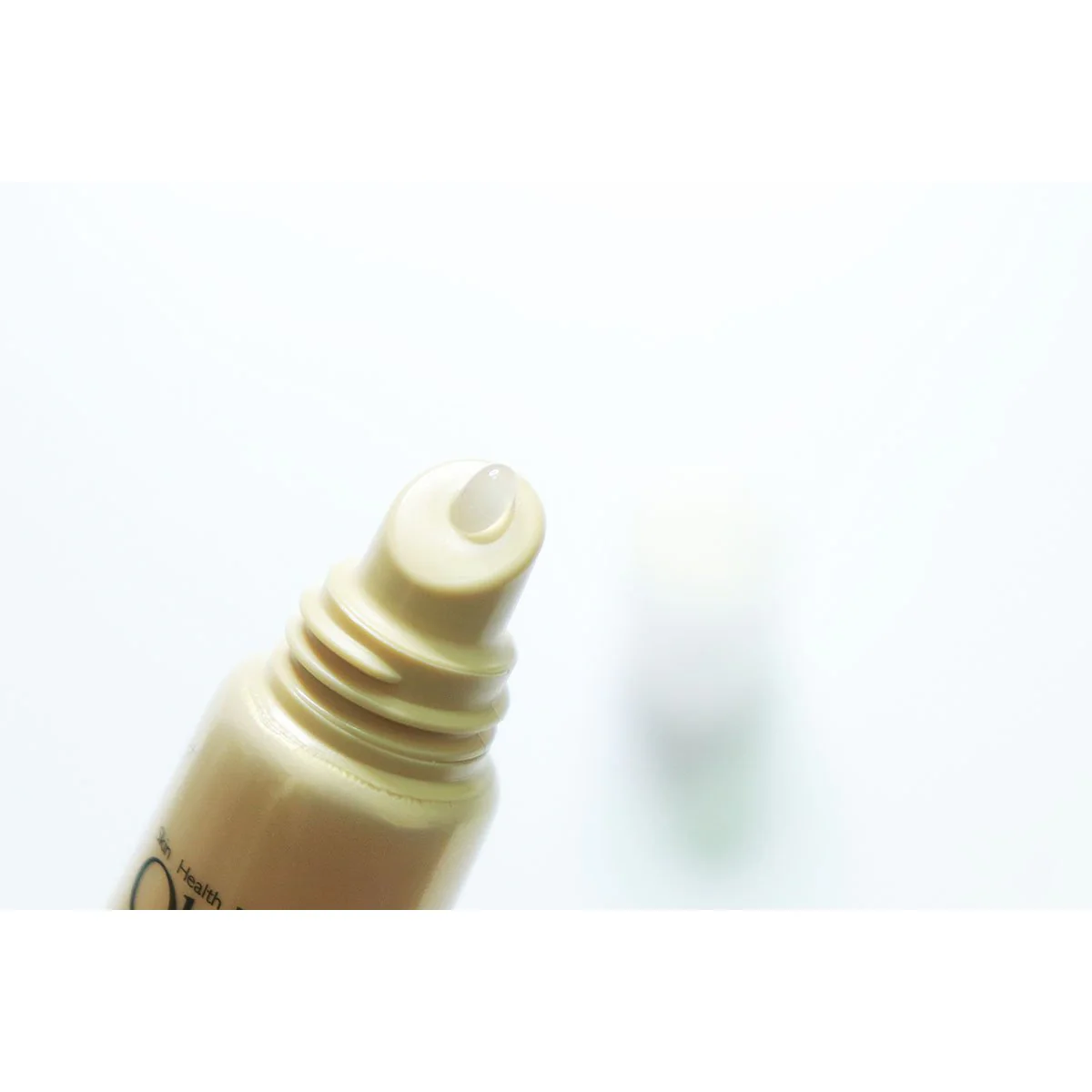 Obagi Japan X Derma Power Plumping Lip Essence Serum 10g - Image 3