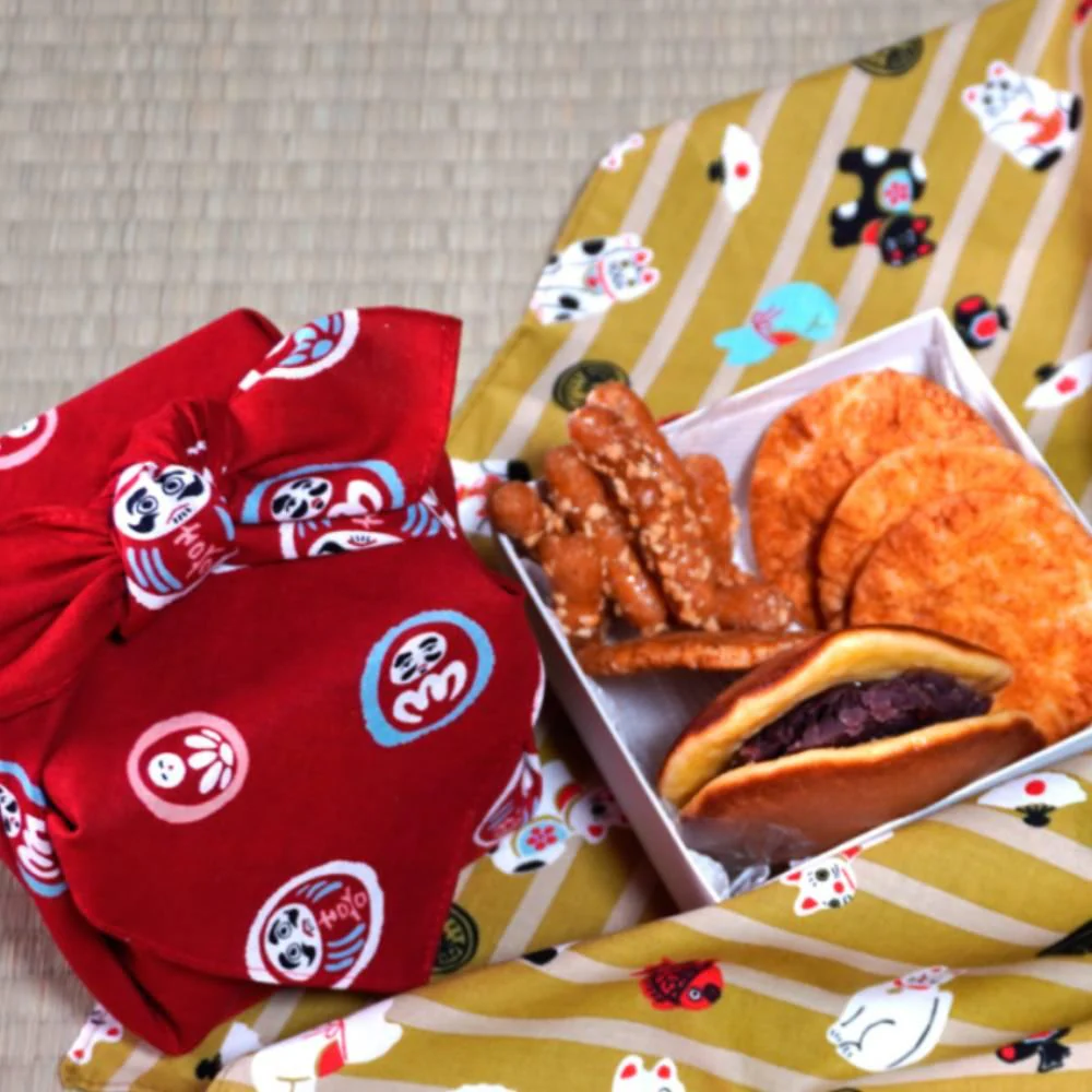 Seiran Furoshiki Lucky Cat Pattern Cotton Wrapping Cloth - Image 3