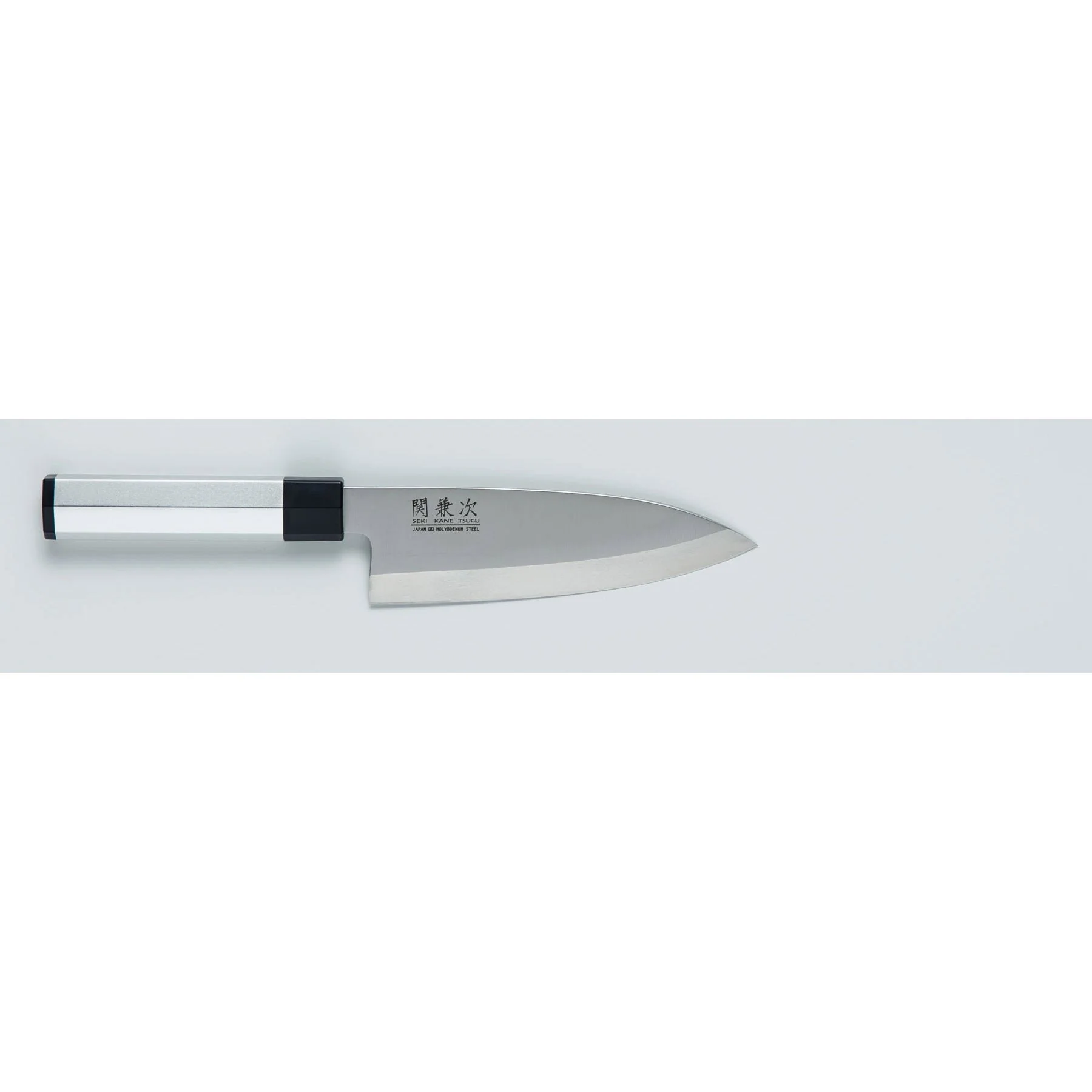 Seki Kanetsugu Single Edged Japanese Deba Knife with Aluminum Handle 165mm - Image 2
