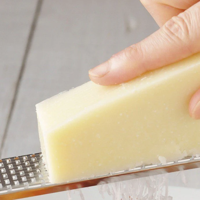 Shimomura Professional Microplane Grater For Cheese & Citrus - Image 3