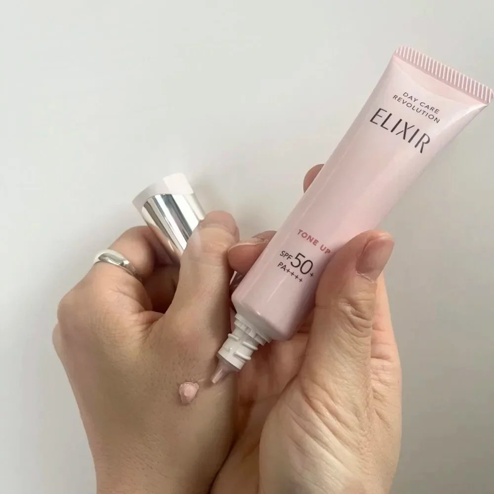 Shiseido Elixir Day Care Multifunctional Tone Up Emulsion Baby Pink SPF 50+ 35g - Image 5