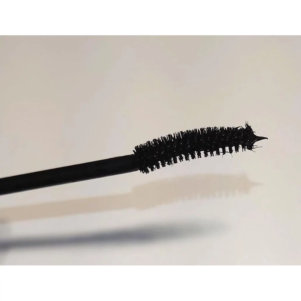Shiseido Integrate Matsuiku Girls' Lash Volumizing Black Mascara 7g - Image 4