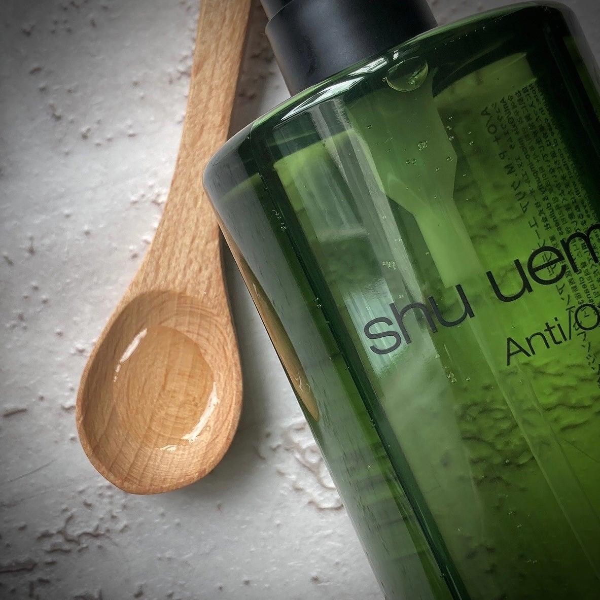 Shu Uemura Anti/Oxi+ Pollutant & Dullness Clarifying Cleansing Oil 450ml - Image 4