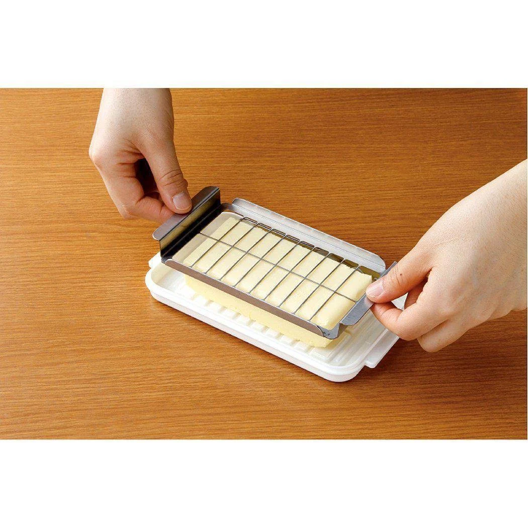 Skater Butter Dish with Cutter for Easy Slicing & Portioning BTG2DX - Image 3