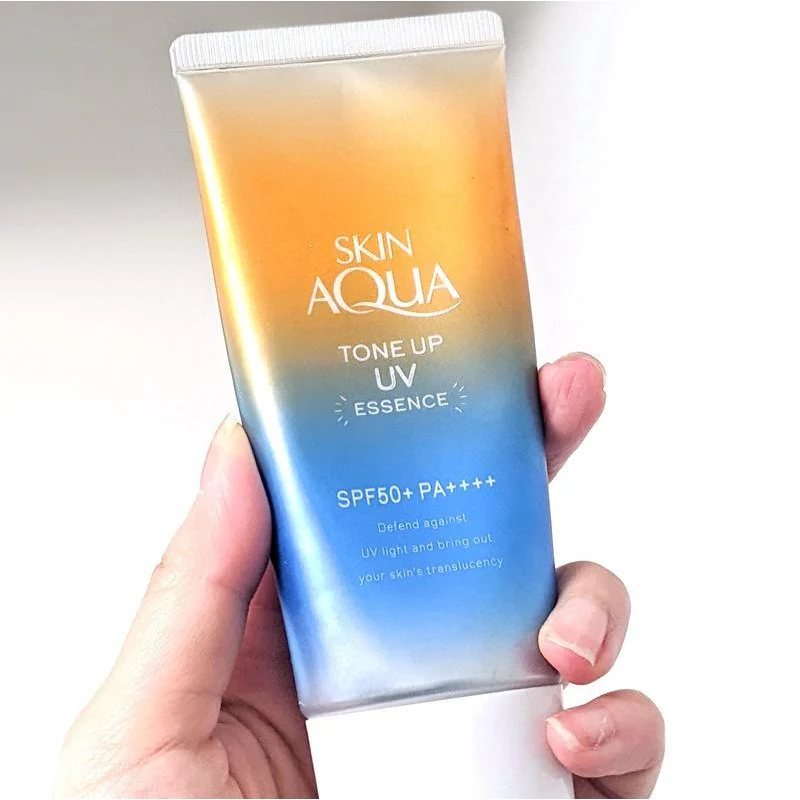 Skin Aqua Tone Up UV Essence Tinted Sunscreen Latte Beige SPF50+ 80g - Image 2