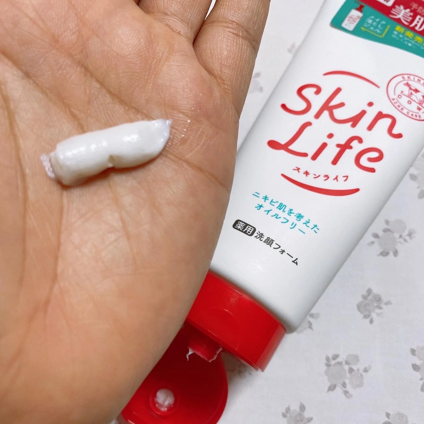Skin Life Cica Foaming Cleanser for Acne & Clogged Pores 130g - Image 3
